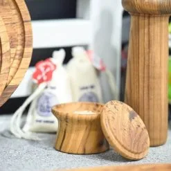 Risvig Design Design Lignus Saltkar -køkkenudstyr 3990 1c51352a 82ae 4ca8 831e 939ce5843059