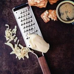 Microplane Master Rivejern Ekstra Grov -køkkenudstyr 3990 6ba3ca24 0a17 4d6b 9888 8dd4c1acb6e8